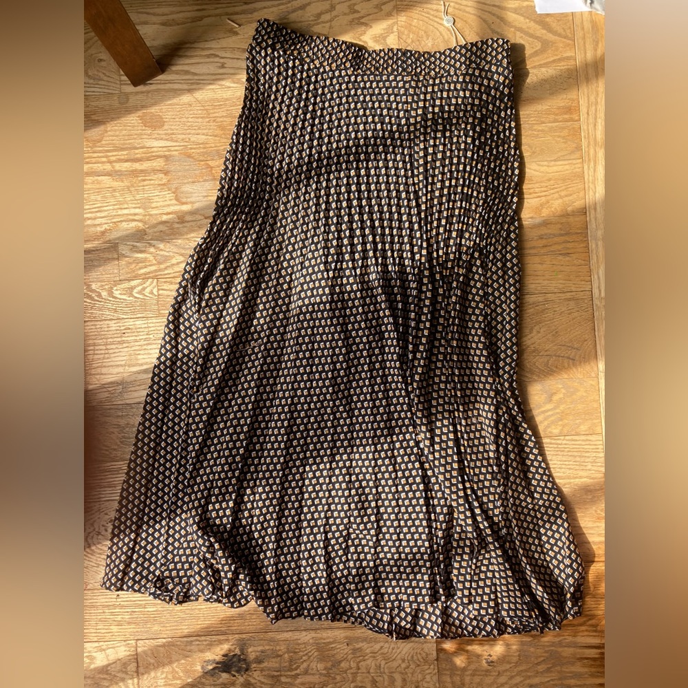 Max Studio Womens Pleated Midi Skirt
